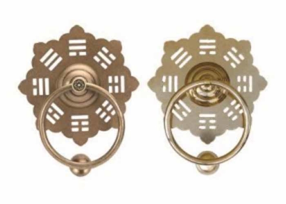 Flower Shape Clear Finished Door Knocker Anti-theft Anti-rust Door Knocker Antique Design Metal Door Accessories at Low Cost