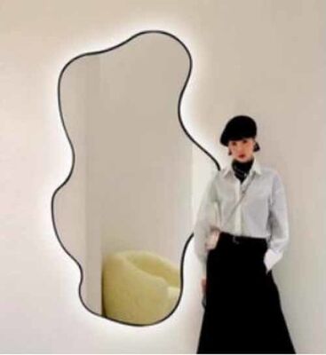 Modern Luxury Villa Hotel Accent Golden Decorative Mirror Bedroom Bathroom Wood Frame Irregular Shape Wall Mirror Furniture